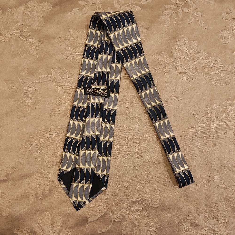 Raphael All Silk Patterned Tie, Excellent Used Condition! (EUC)